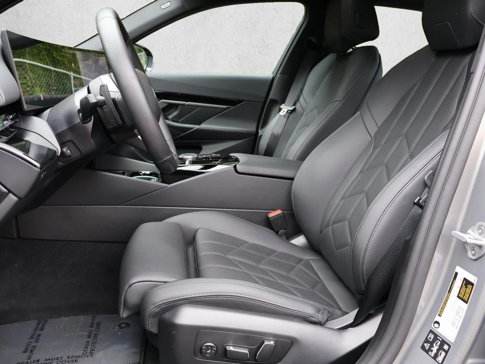 2026 BMW 5 Series 530i - Photo 20