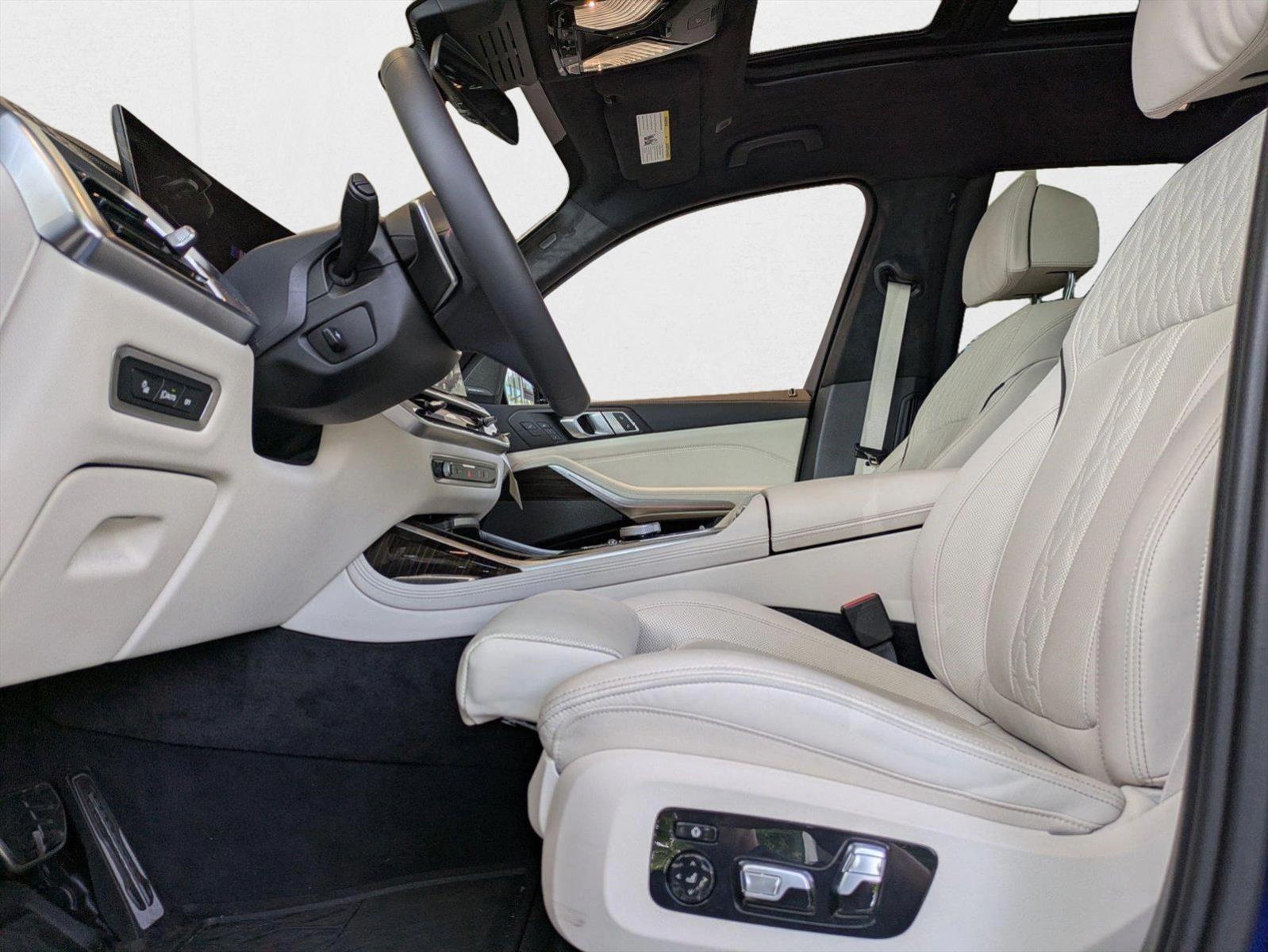 2025 Bmw X7 M60i photo 4