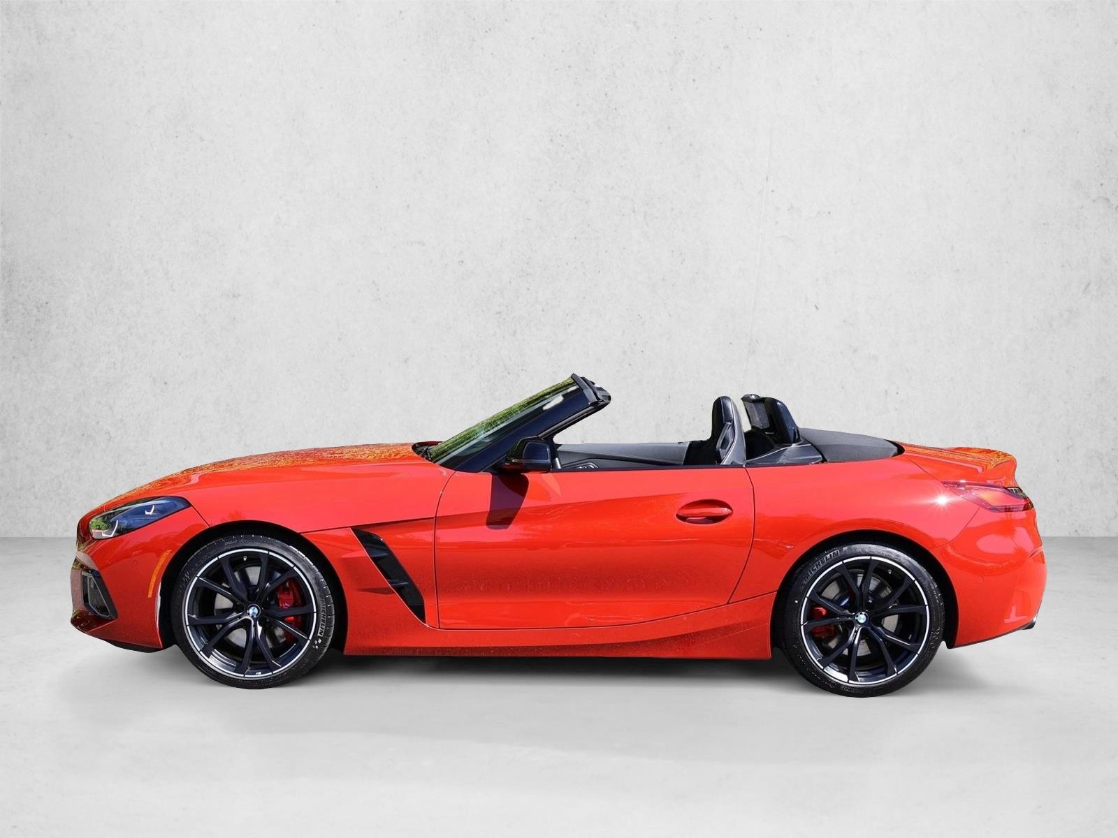 2025 BMW Z4 M40i - Photo 11