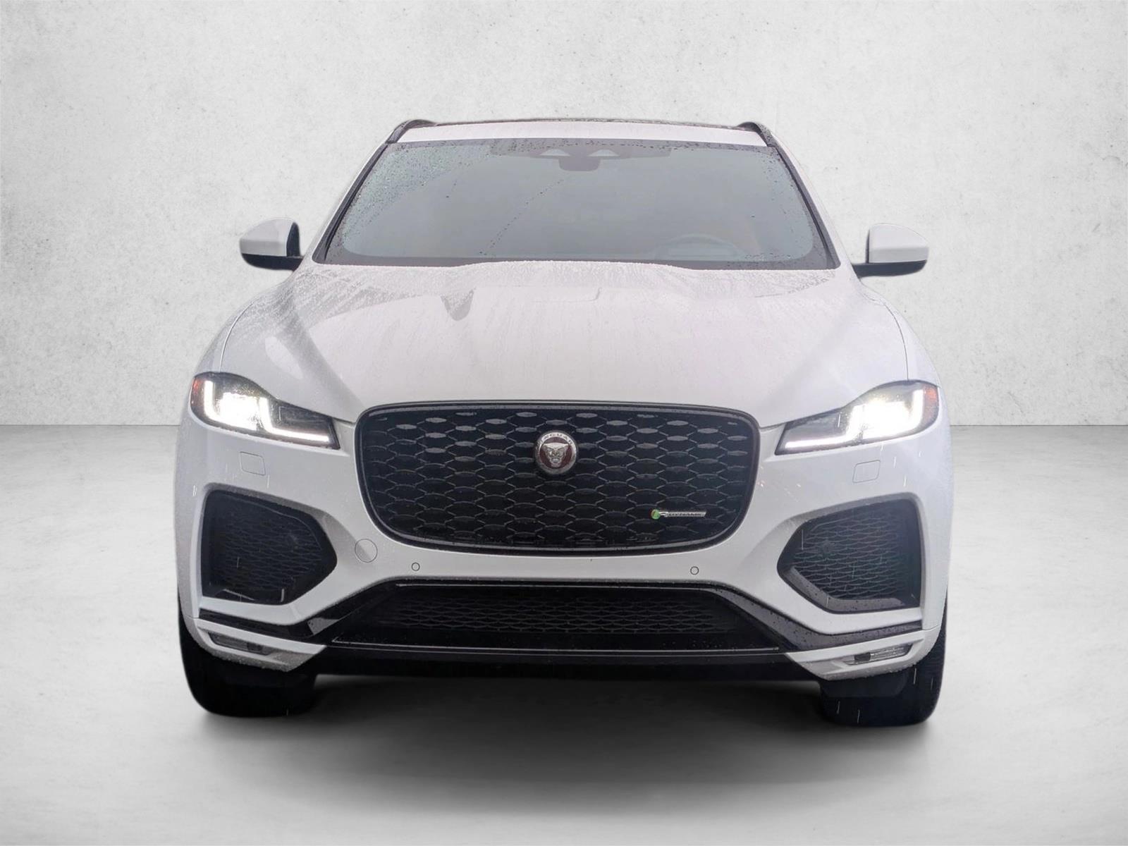 2023 Jaguar F-PACE P400 R-Dynamic S photo 2