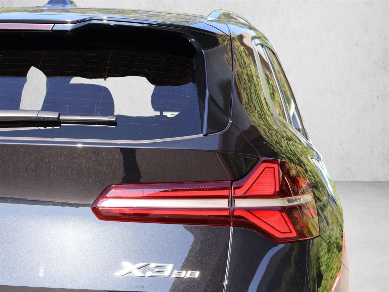 2026 BMW X3 30 - Photo 8