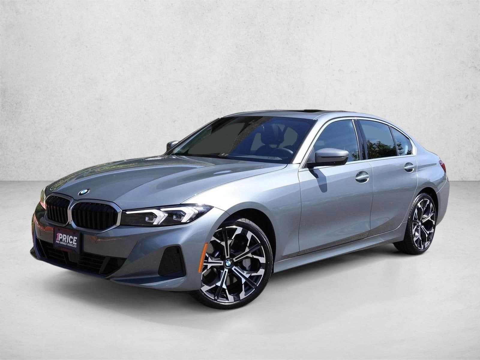 2025 BMW 3 Series 330i xDrive Sedan's photo