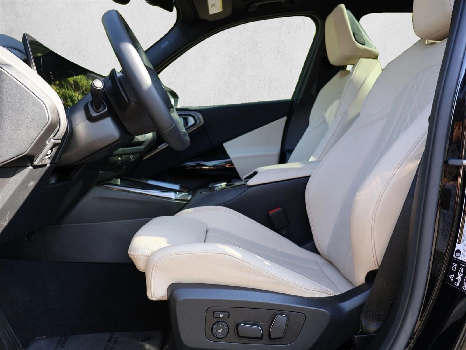 2026 BMW X3 30 - Photo 20