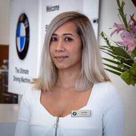 Staff member Jennie Mao from ID_2fdc81cd0e84