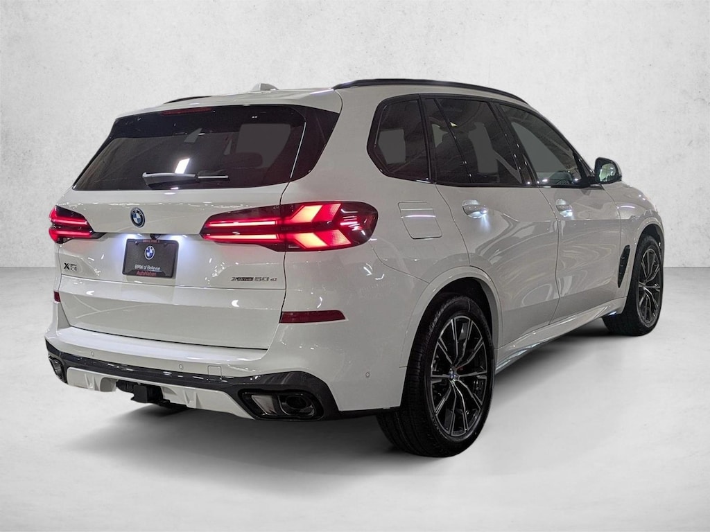 New 2026 BMW X5 PHEV xDrive50e SUV