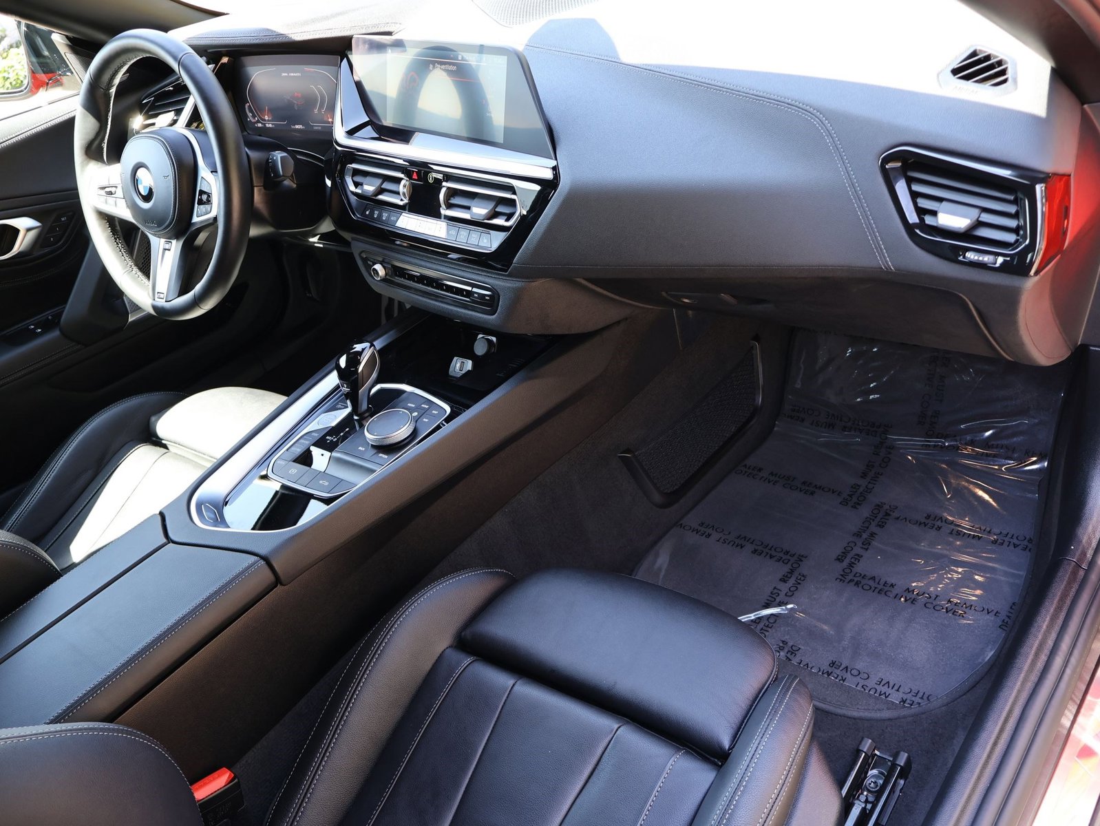 2025 BMW Z4 M40i - Photo 24