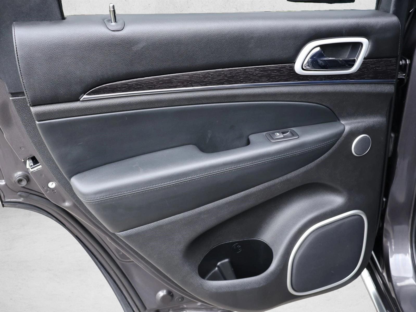 2018 Jeep Grand Cherokee Summit - Photo 23
