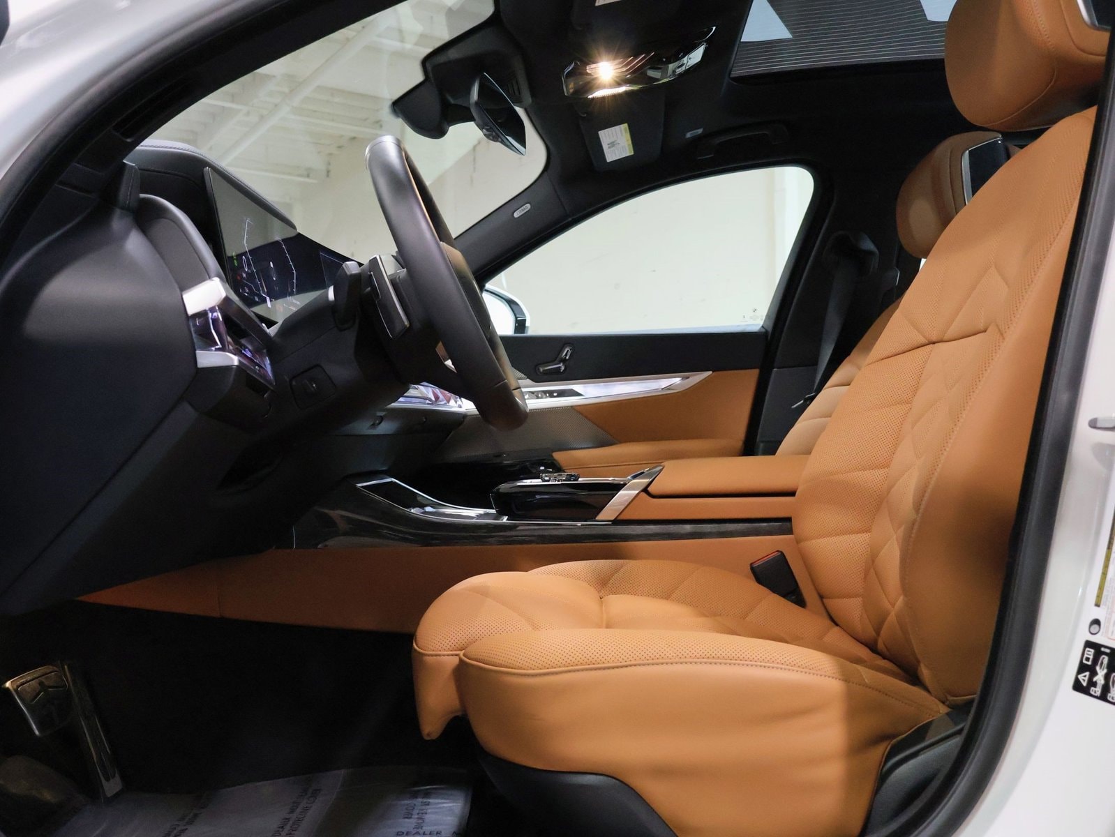 2025 BMW 7 Series 740i - Photo 22