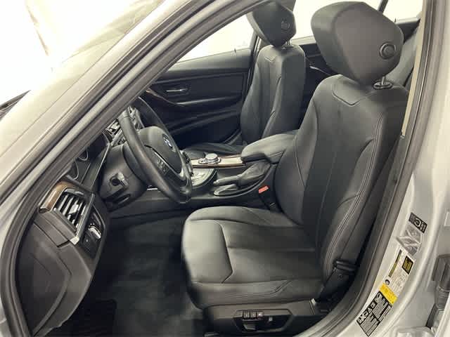 Thumbnail: 2015 BMW 3 Series - 21