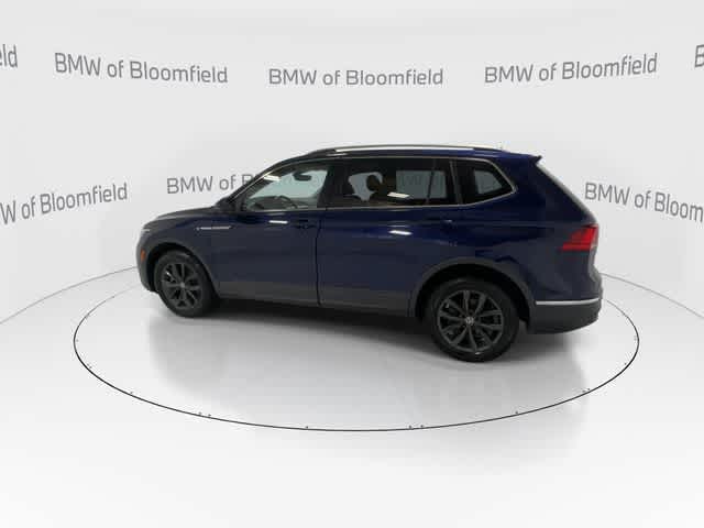 Thumbnail: 2022 Volkswagen Tiguan - 5