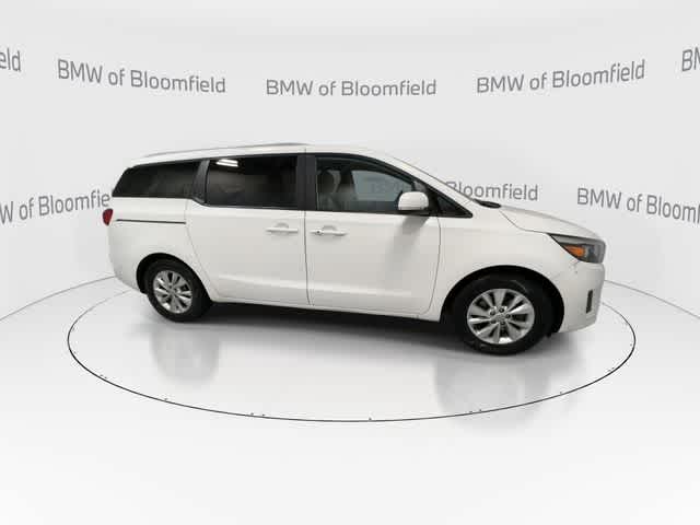Thumbnail: 2017 Kia Sedona - 9