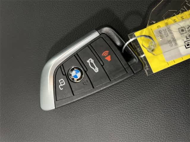 Thumbnail: 2025 BMW 3 Series - 34