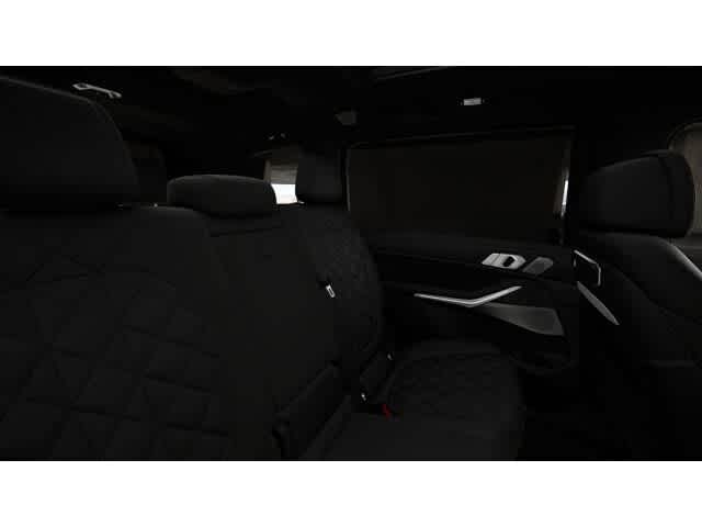 Thumbnail: 2026 BMW X7 - 12