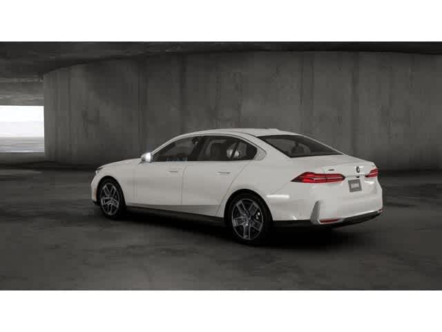 Thumbnail: 2026 BMW 5 Series - 2