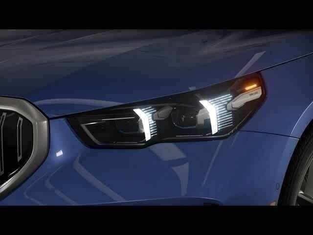 Thumbnail: 2025 BMW 5 Series - 6