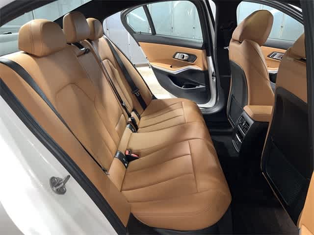 Thumbnail: 2022 BMW 3 Series - 26