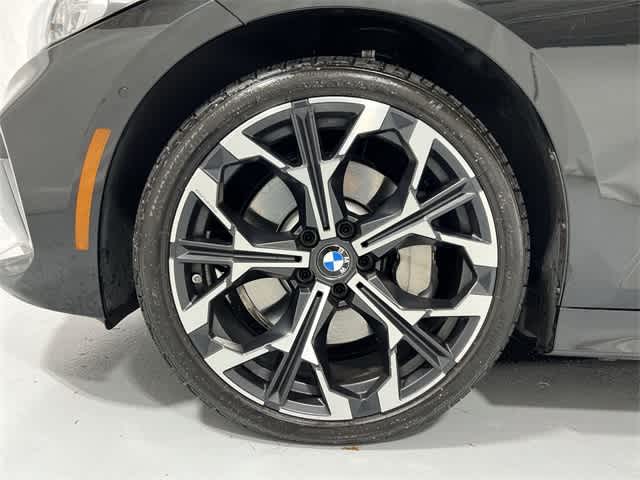 Thumbnail: 2025 BMW 3 Series - 18