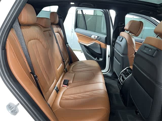 2022 BMW X5 xDrive40i 26