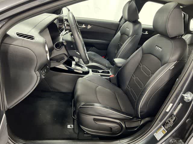 Thumbnail: 2023 Kia Forte - 21