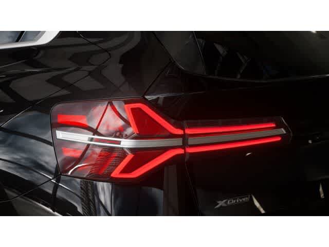 Thumbnail: 2025 BMW X3 - 8
