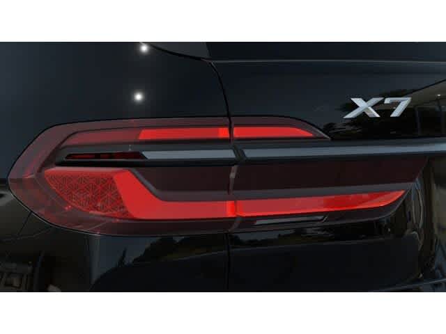 Thumbnail: 2026 BMW X7 - 8