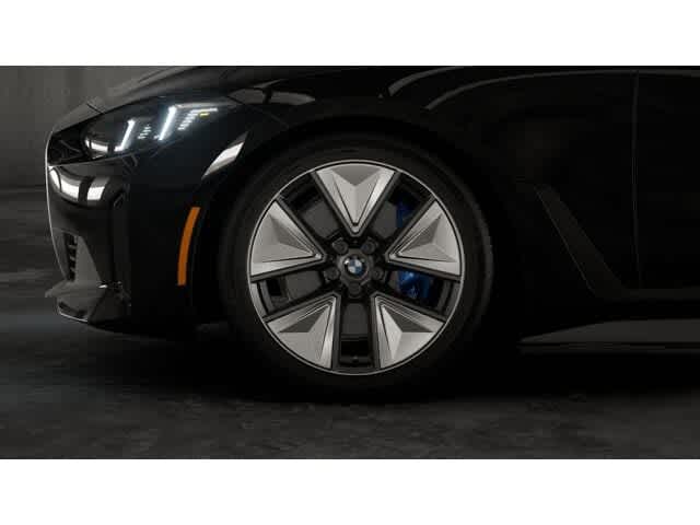 Thumbnail: 2025 BMW i4 - 7