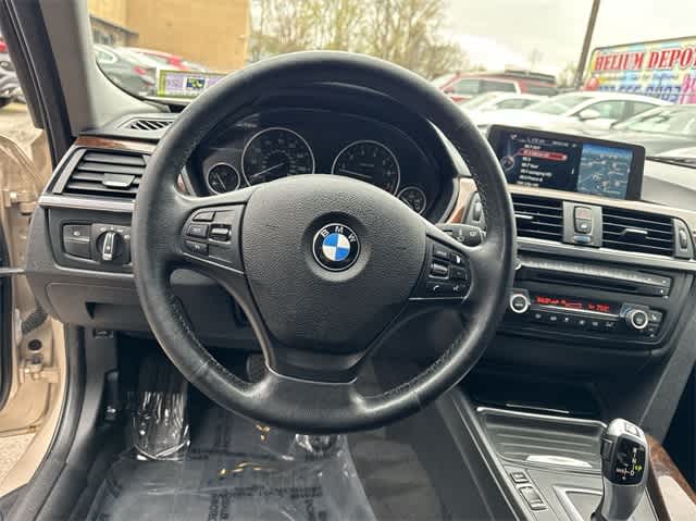2014 BMW 3 Series 320i xDrive 18