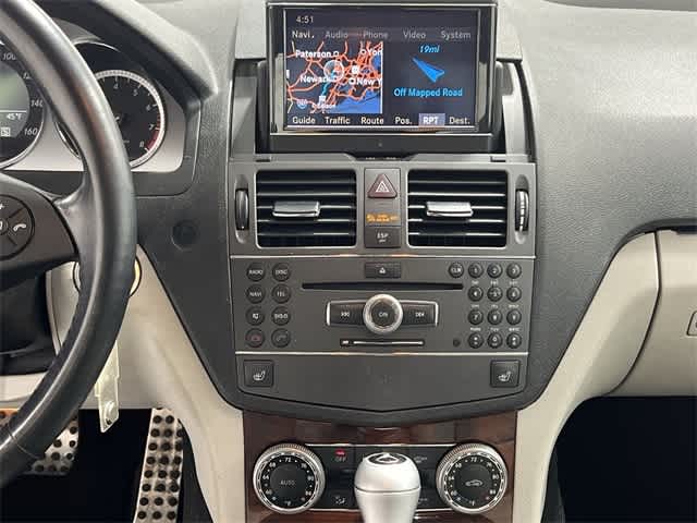 Thumbnail: 2010 Mercedes-Benz C-Class - 28
