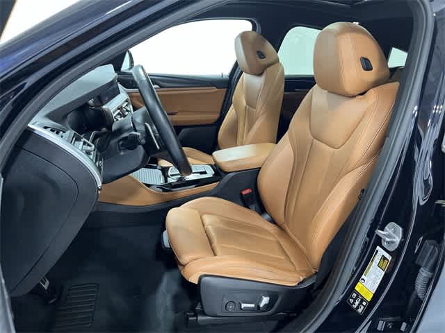 Thumbnail: 2023 BMW X4 - 21