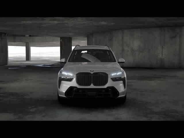 Thumbnail: 2025 BMW X7 - 3