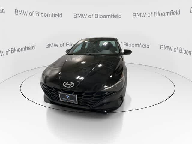 Thumbnail: 2023 Hyundai Elantra - 3