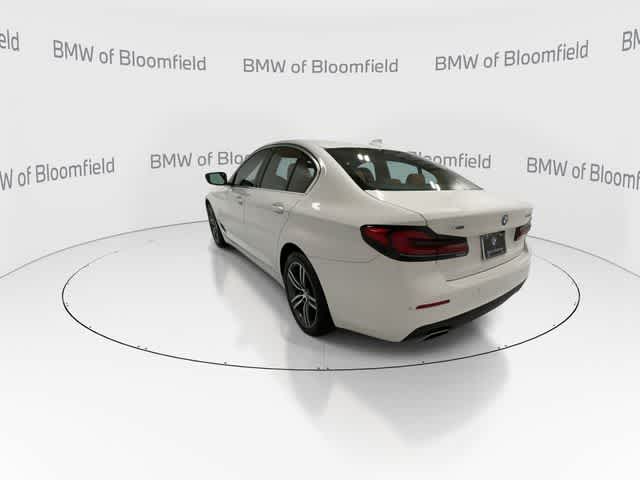 Thumbnail: 2023 BMW 5 Series - 6
