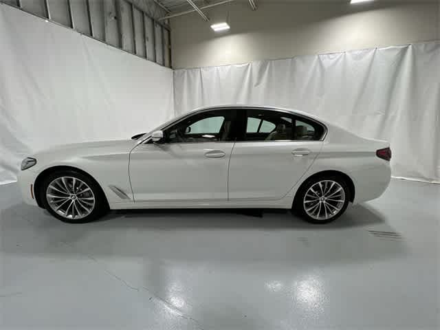 Thumbnail: 2023 BMW 5 Series - 11