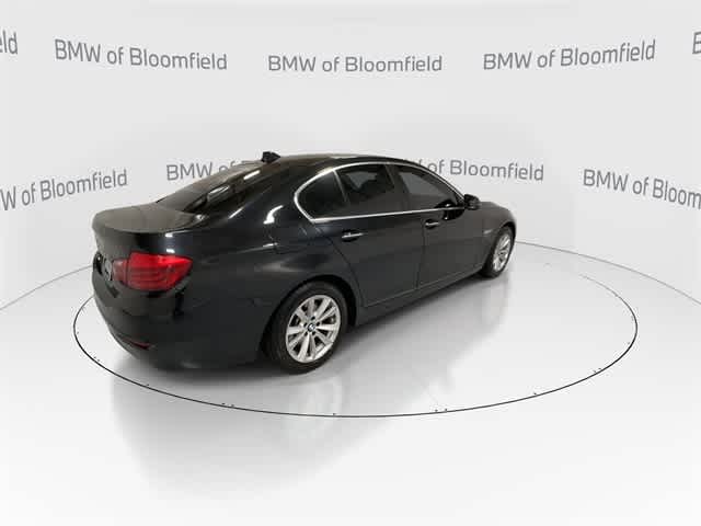 Thumbnail: 2016 BMW 5 Series - 8