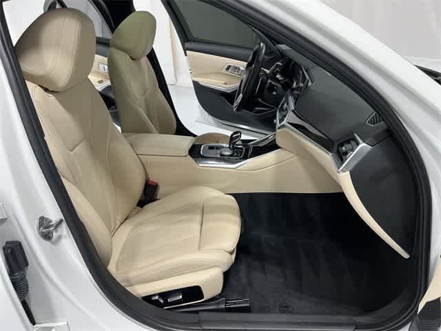 Thumbnail: 2022 BMW 3 Series - 26