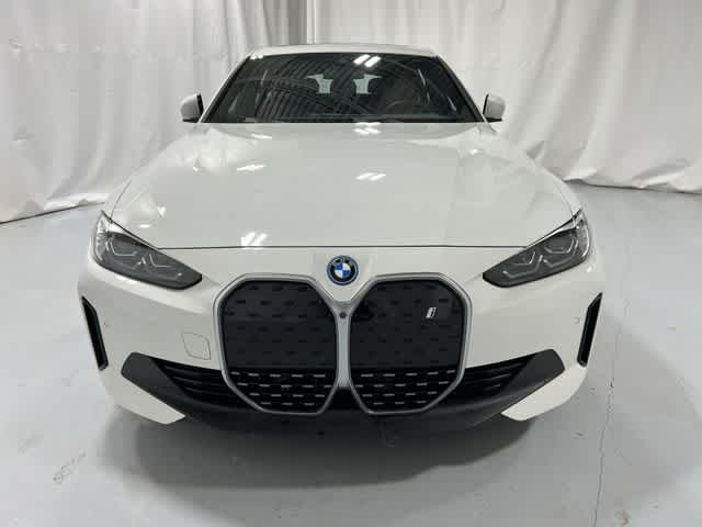 Thumbnail: 2023 BMW i4 - 16