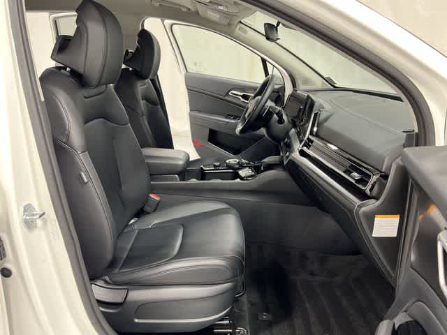 Thumbnail: 2023 Kia Sportage - 25