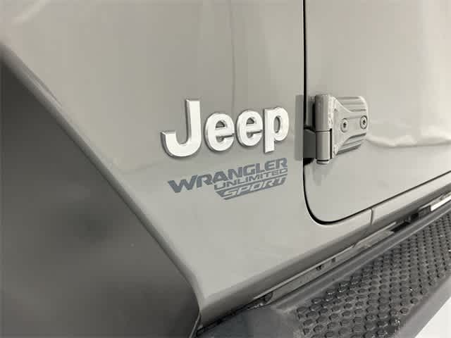 Thumbnail: 2020 Jeep Wrangler - 18