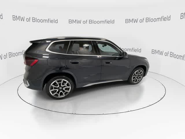 Thumbnail: 2025 BMW X1 - 8