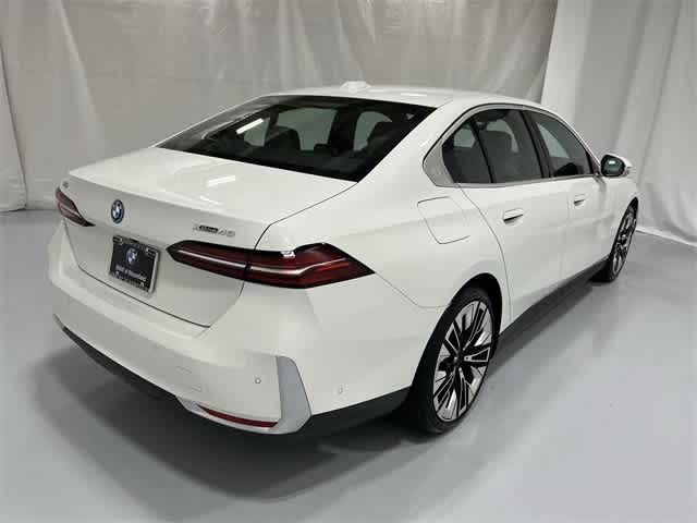 Thumbnail: 2025 BMW i5 - 14