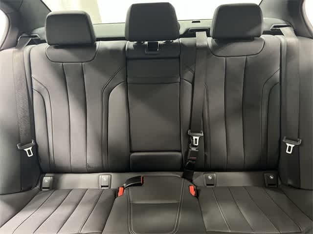 Thumbnail: 2023 BMW 5 Series - 22