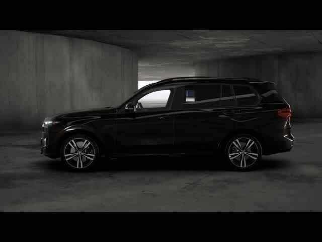 Thumbnail: 2025 BMW X7 - 4