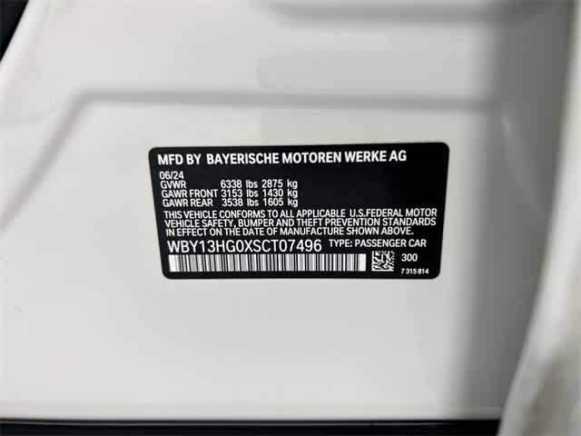 Thumbnail: 2025 BMW i5 - 34