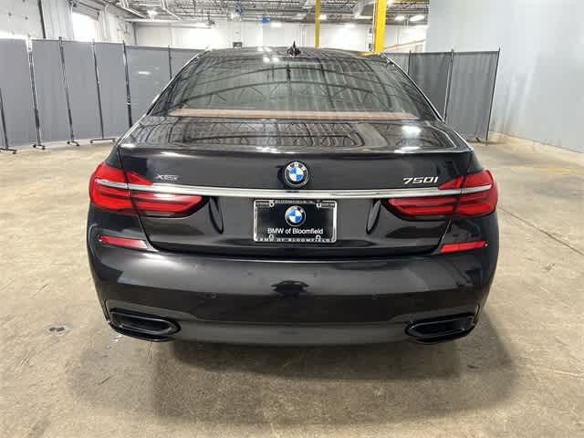 Thumbnail: 2018 BMW 7 Series - 13
