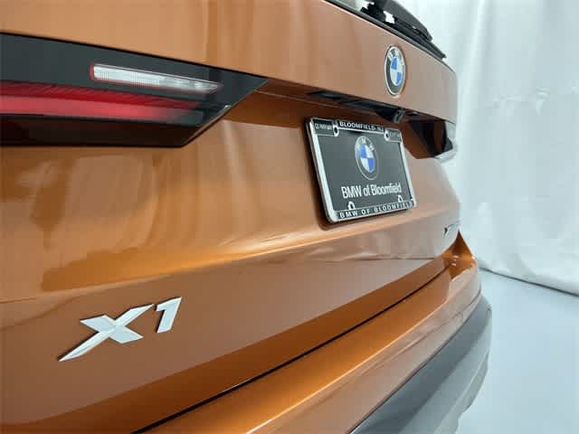 Thumbnail: 2025 BMW X1 - 17