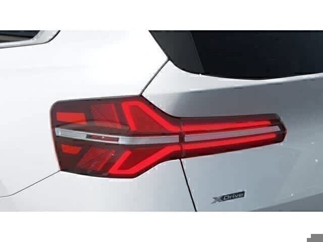 Thumbnail: 2026 BMW X3 - 8