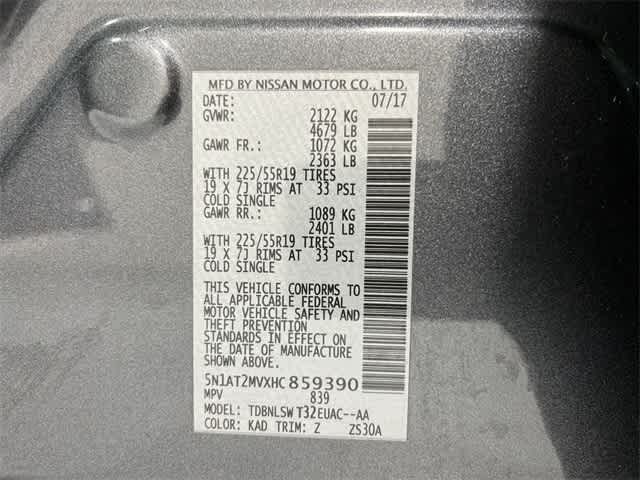 Thumbnail: 2017 Nissan Rogue - 34