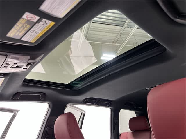 Thumbnail: 2023 Lexus GX - 23