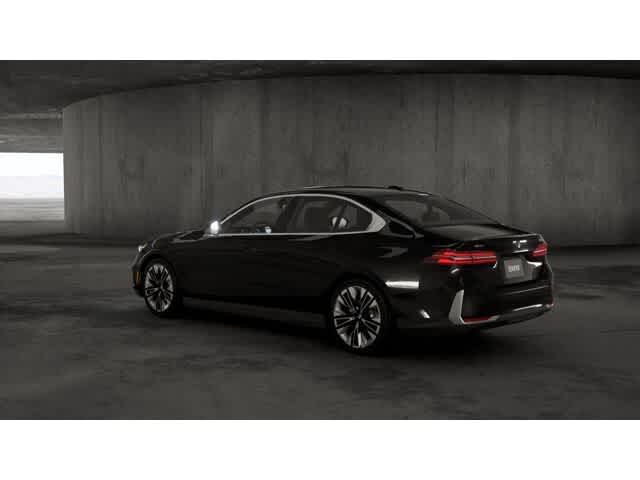 Thumbnail: 2026 BMW 5 Series - 2