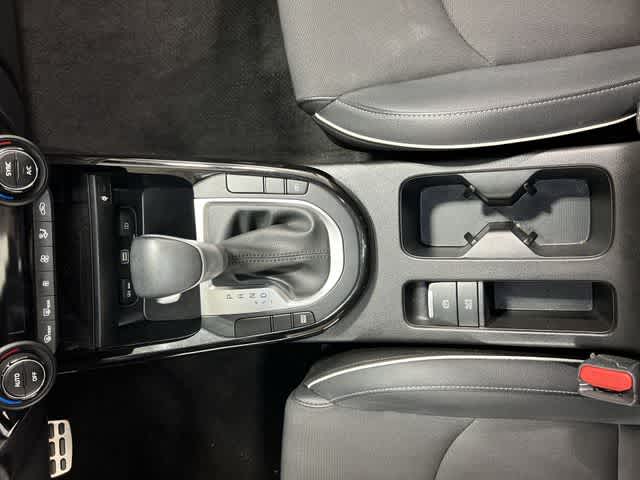 Thumbnail: 2023 Kia Forte - 30